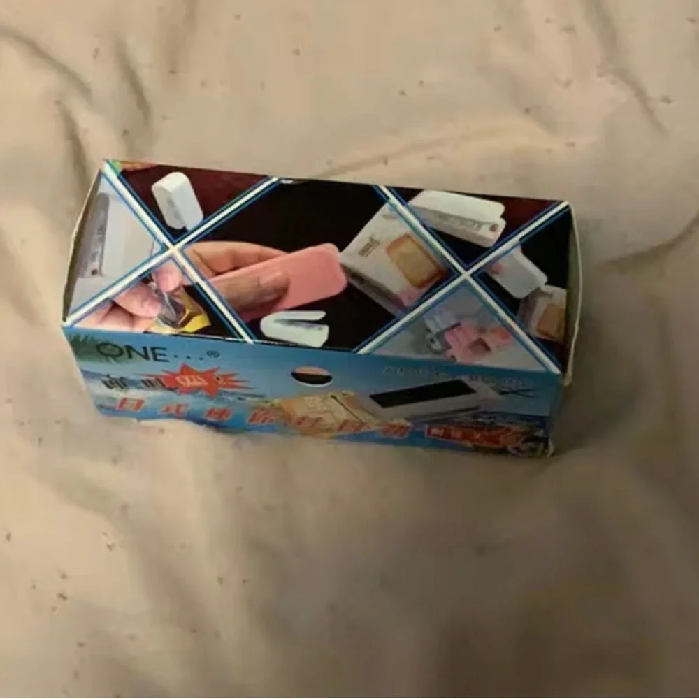 Mini Pink Portable Home Heat Bag Sealer, for Plastic Bags, Reseal Snack Bags